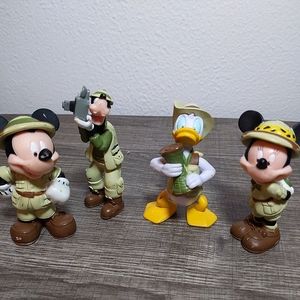 Safari Mickey mouse Minnie Donald Duck and Goofy